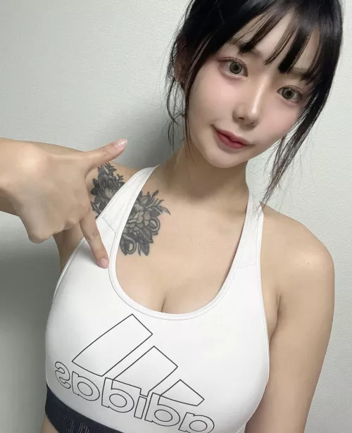 
How'd you react if I ask you out?
