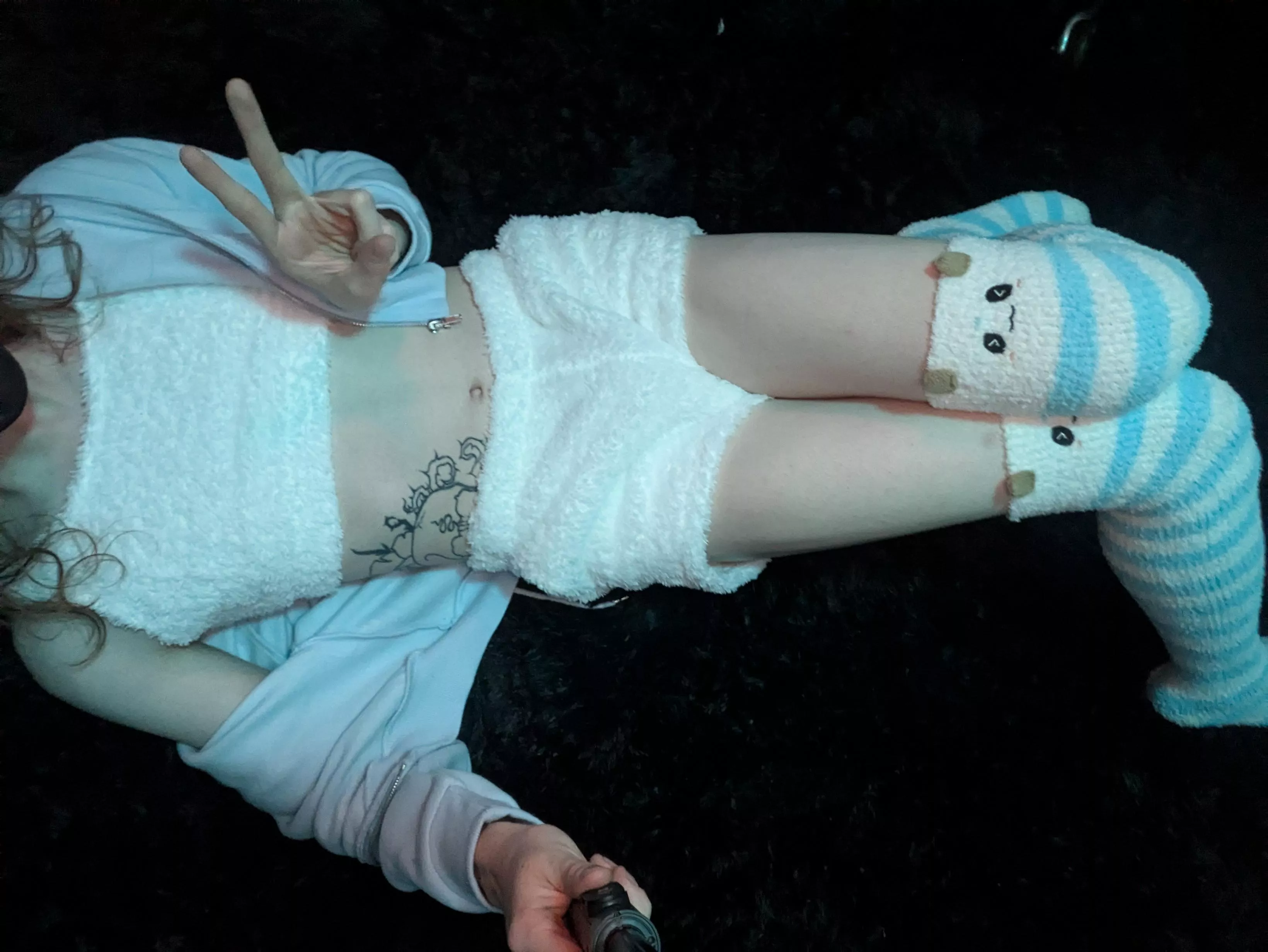 I kinda like this blue :3