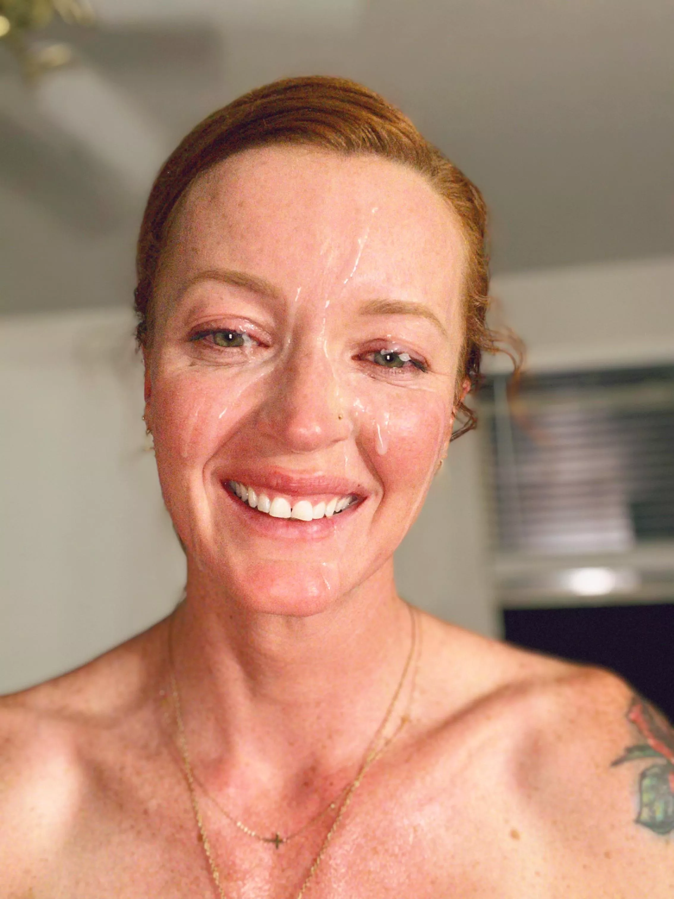 I sure do look pretty covered in cum. 