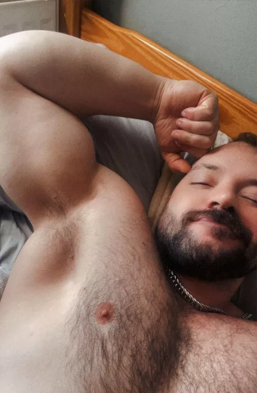 Mornin’ bro. Crashed before I could shower and now I’m so fuckin musky 