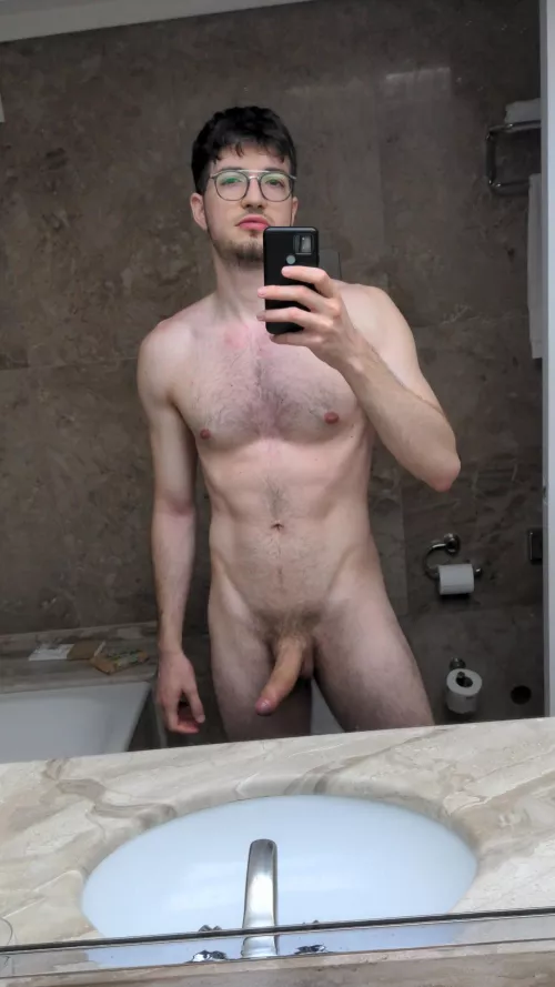 My chest also does a V lol