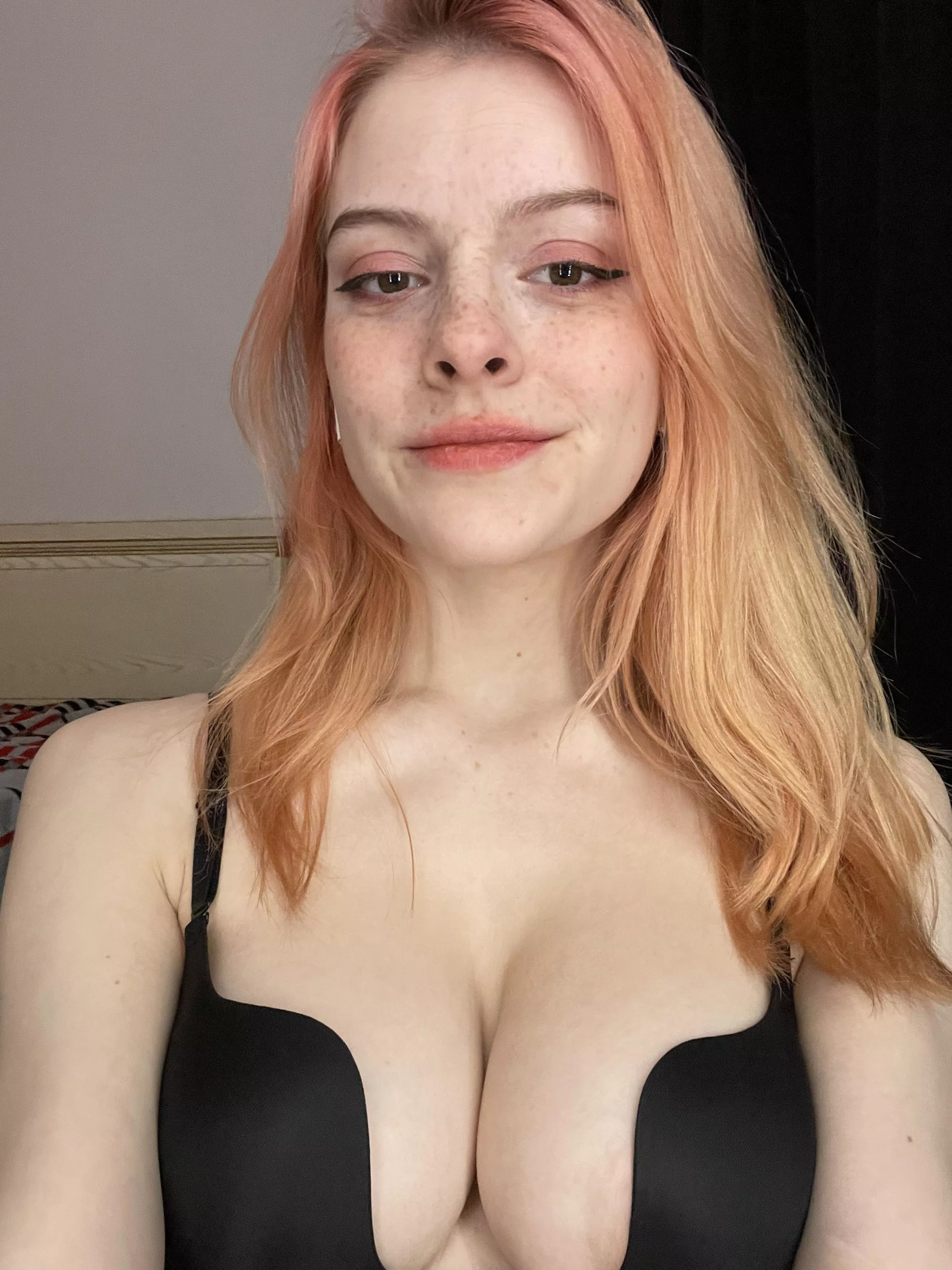 sweet freckles on my delicate face give me confidence [IRTR]