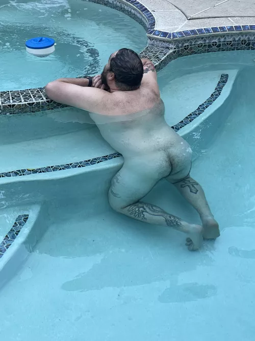 There is a bear in my pool!