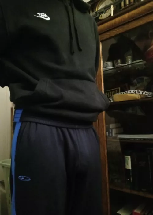 (21) Maybe this why I get looks hehe