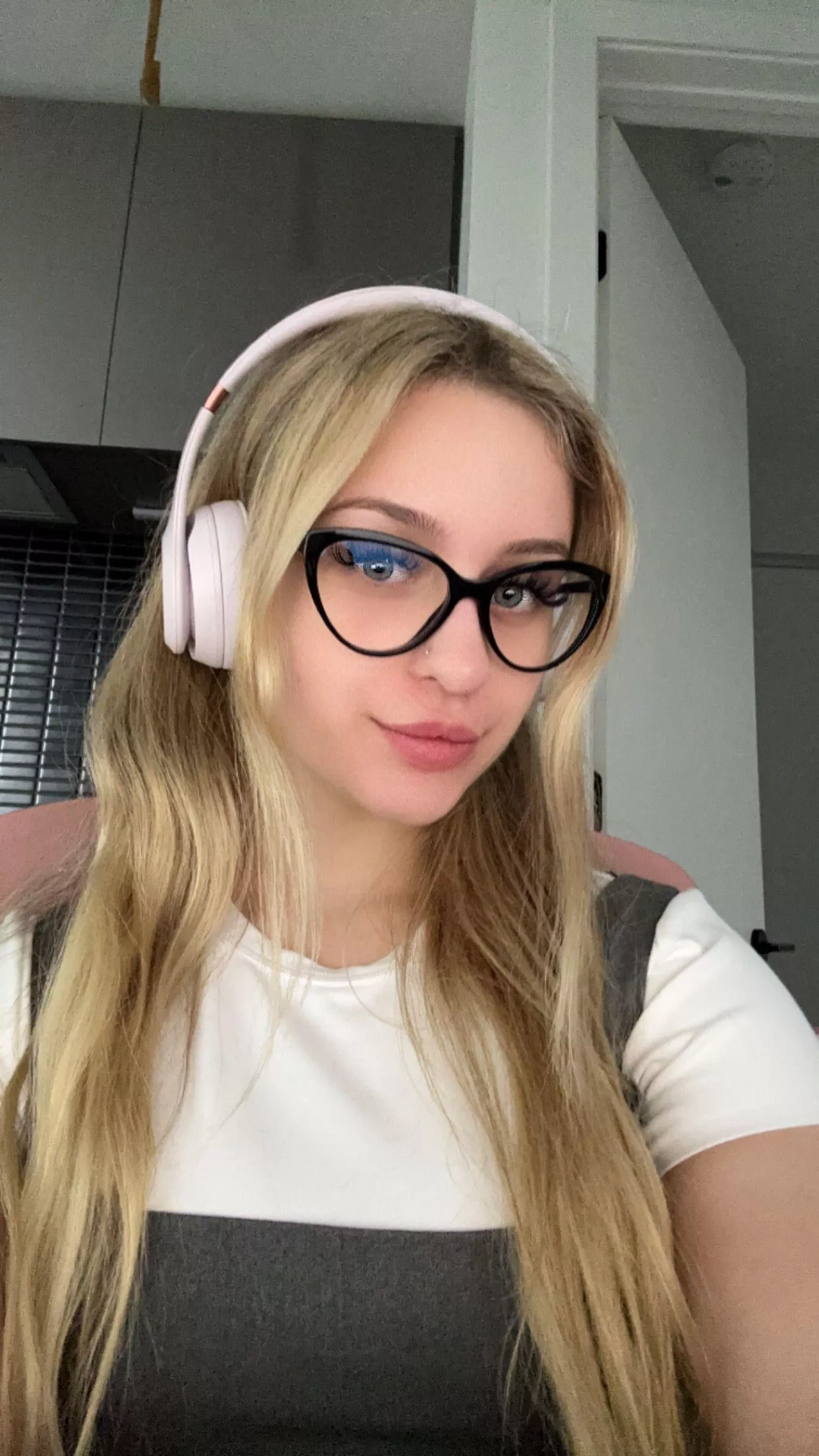 cute selfie before eating my bfast