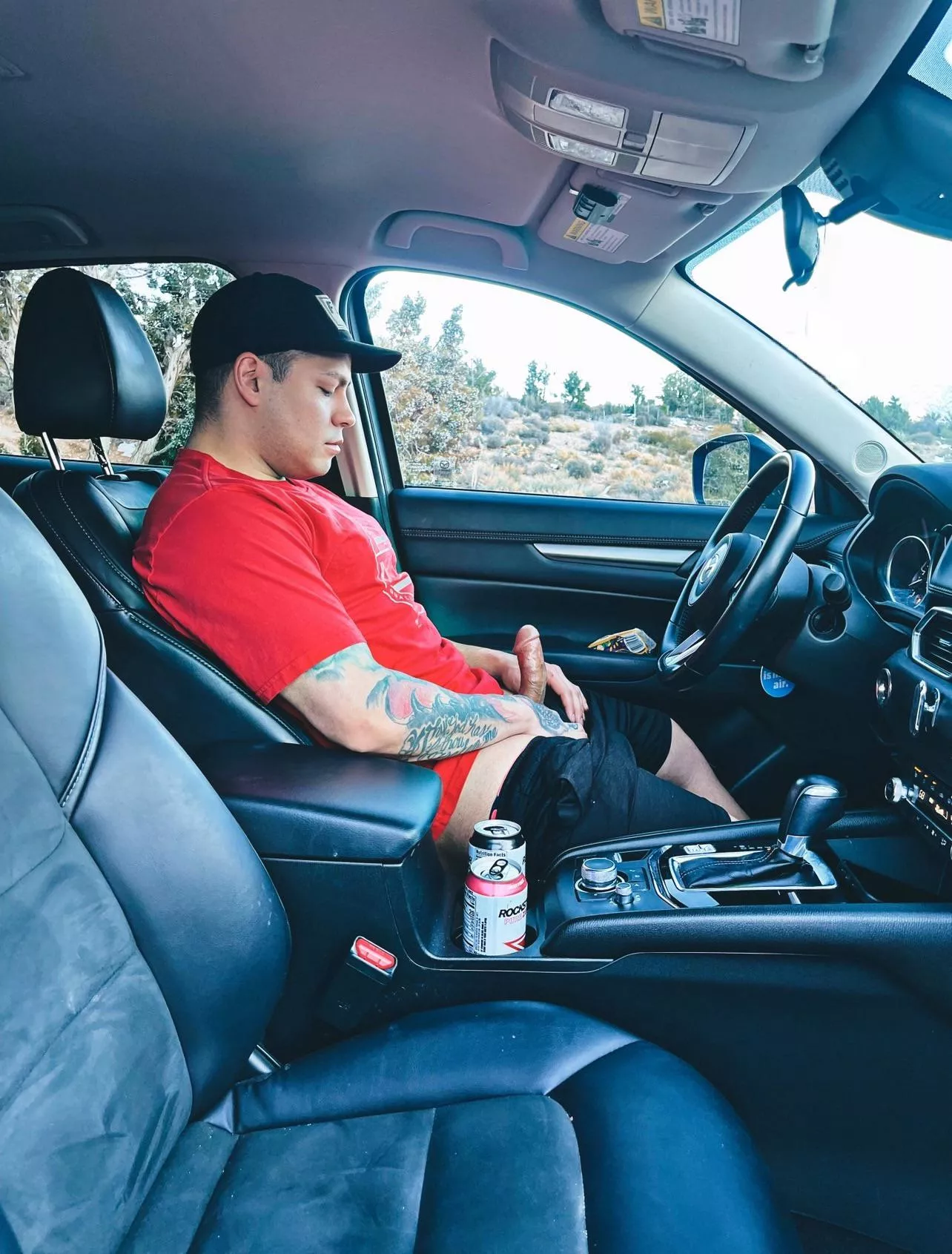 I love having a cock I can just pull out 😜