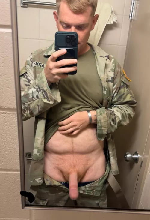 I’m bored, wanna play? 