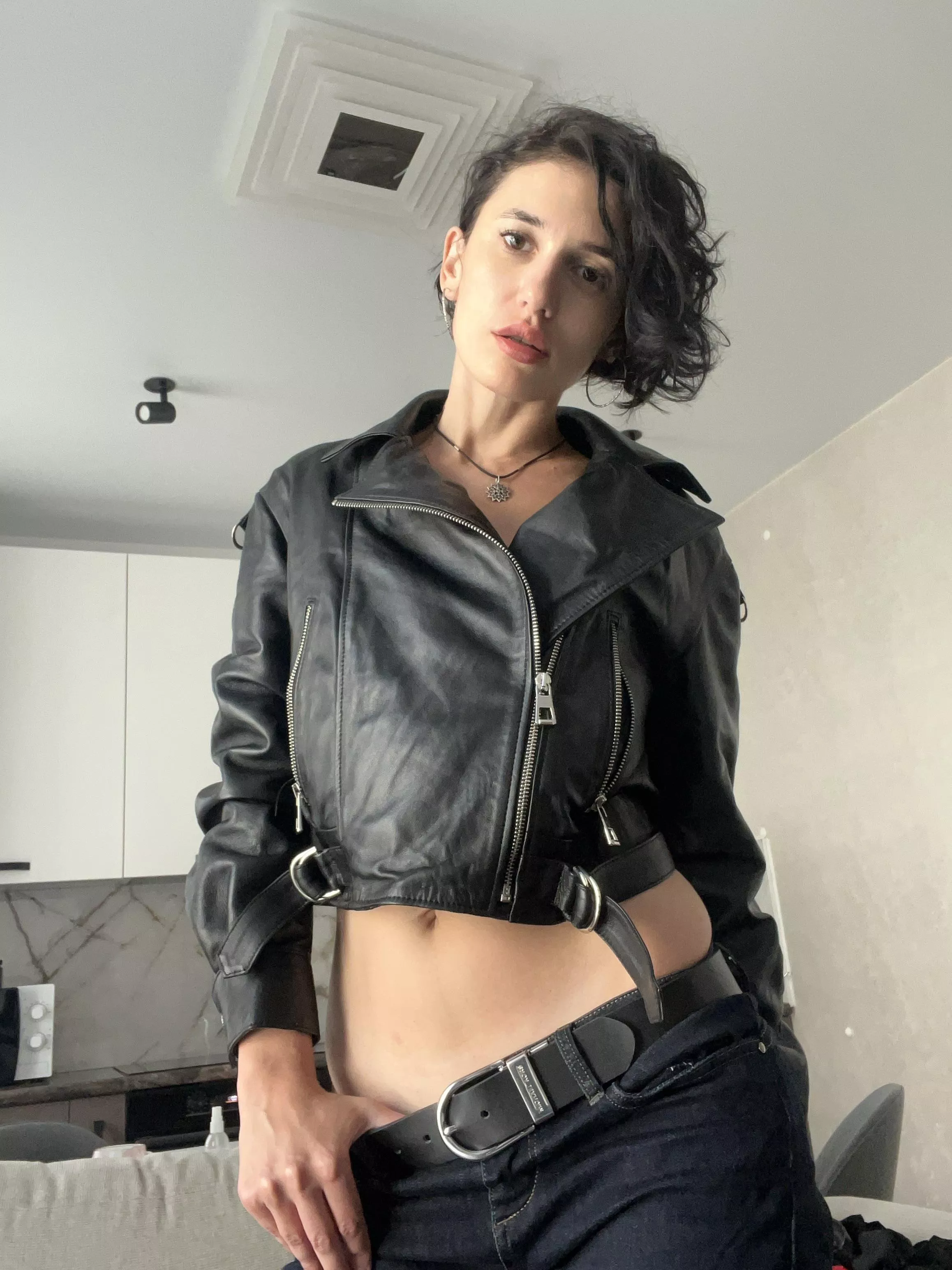 Leather clothes make me hot