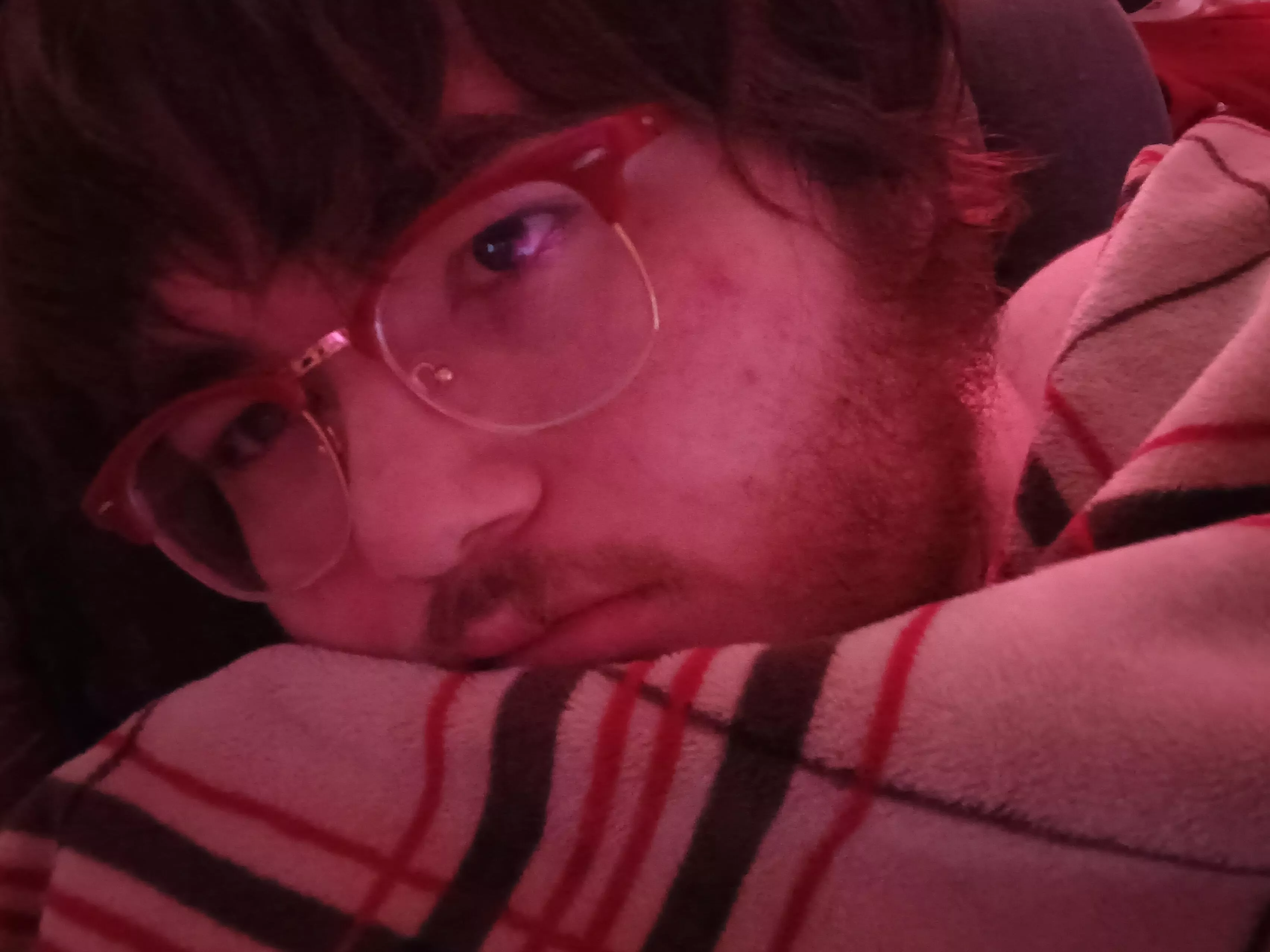 The face of a solo queue support in ow