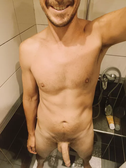 [42] join me in the bathroom for some fun 