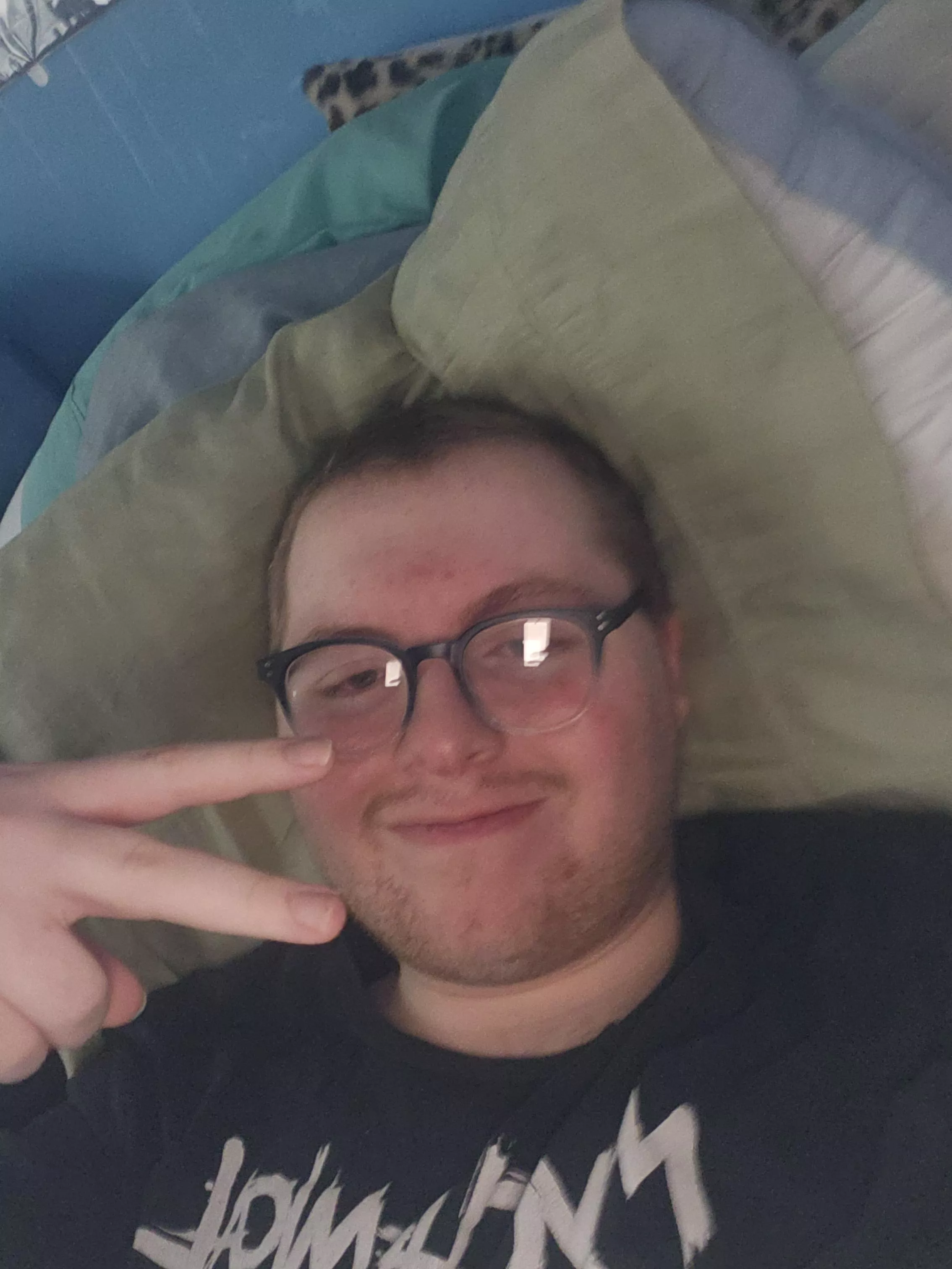 Bored af rn. No clue what to play