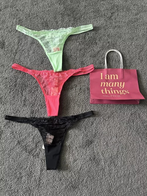 Came home from work and find a little present 🎁