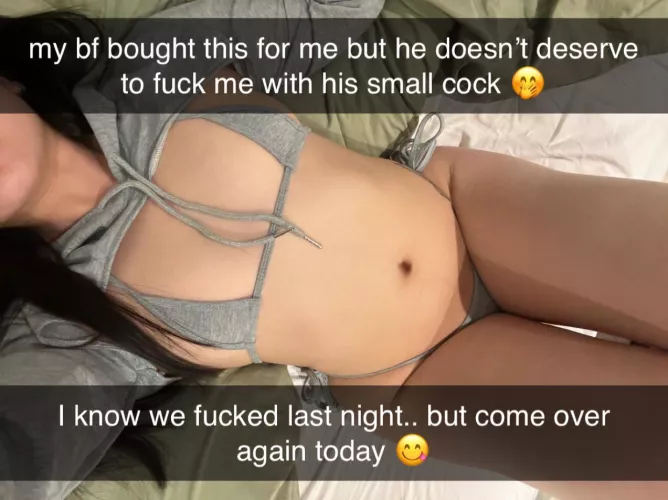 craving a bigger cock… my bfs is too small 🤏🏻 (18 Asian)