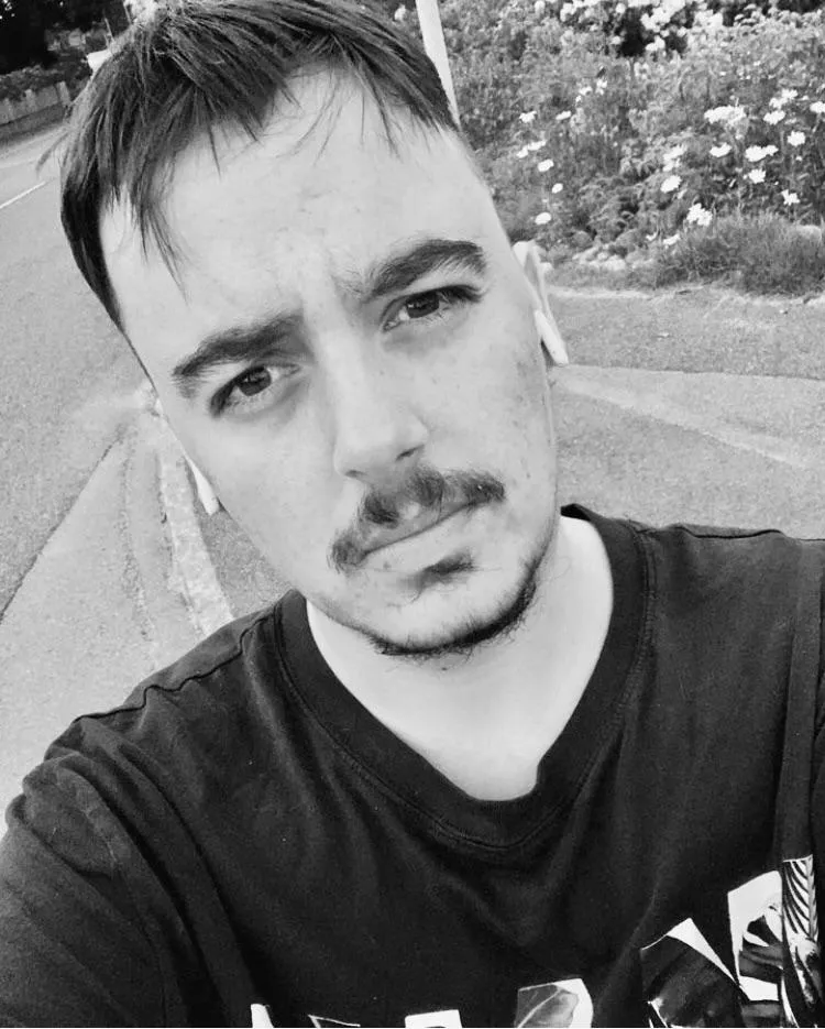 Fortnite gamers ? Friends? 