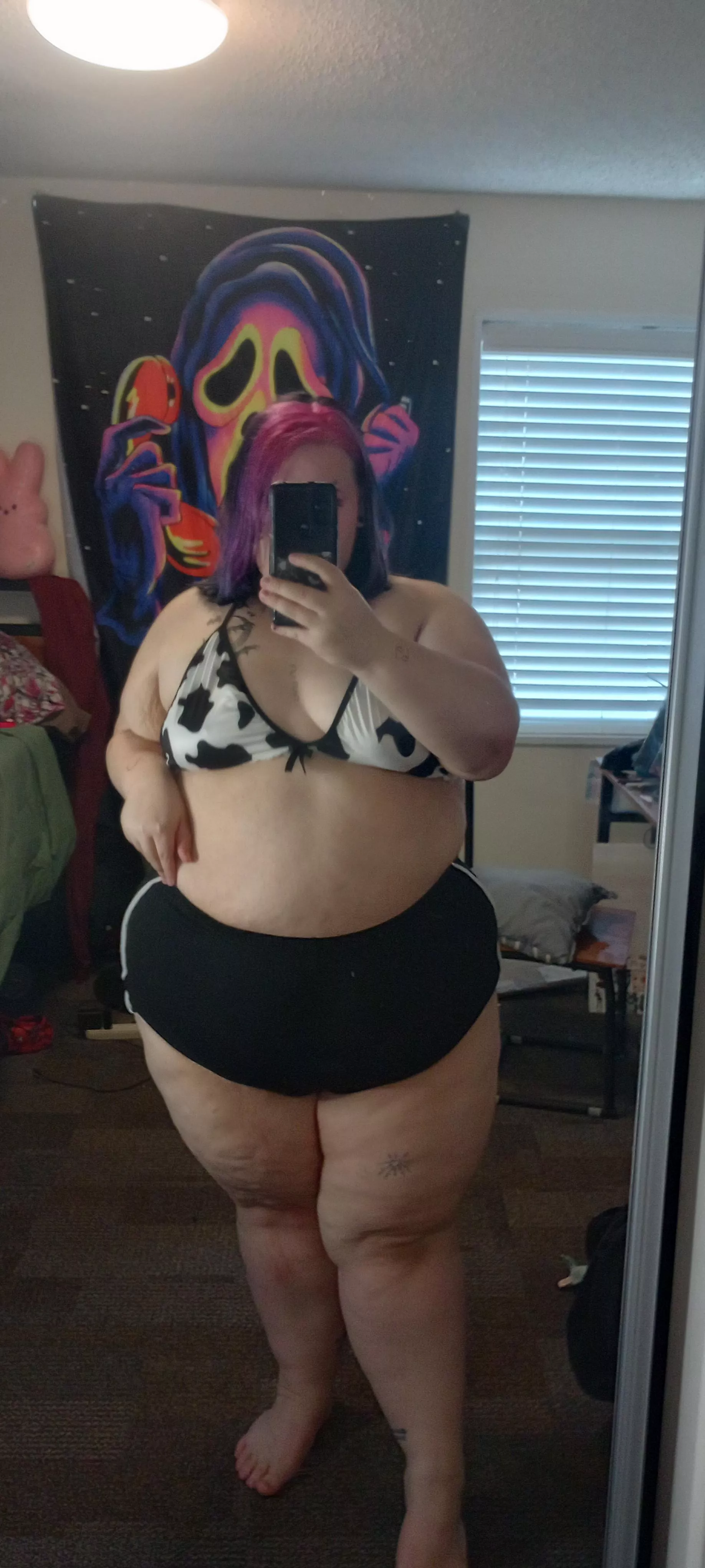 Has someone sent you nudes today or do I have to?