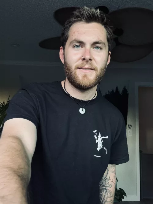 i have no night plans… maybe someone wants to say hi?