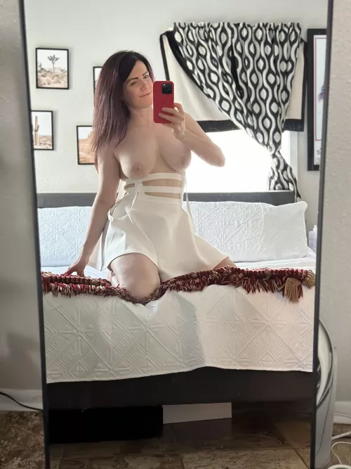 I'm craving that positive pregnancy test like it's the last slice of pizza.