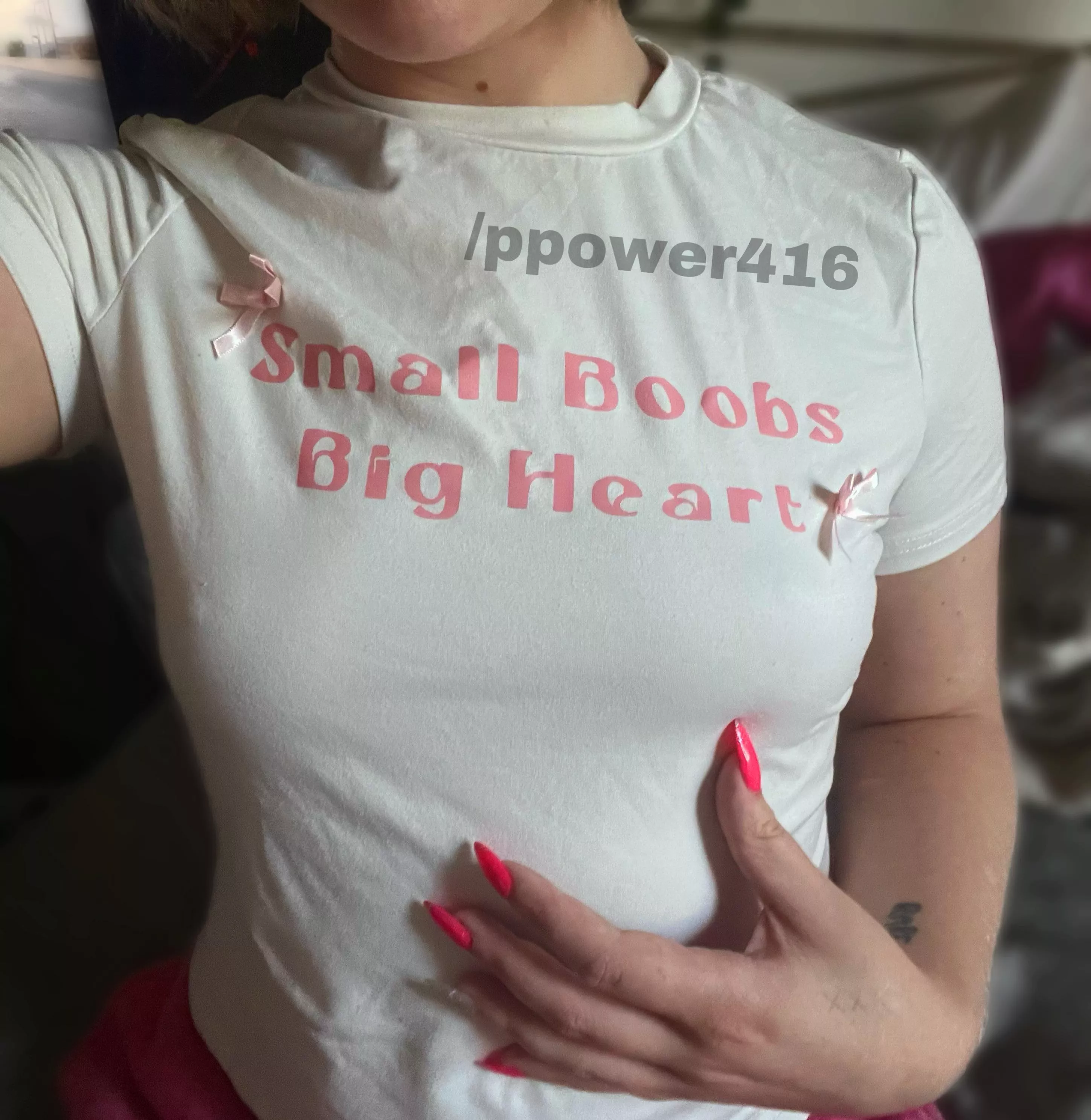 still big enough to see thru this shirt though 🫣