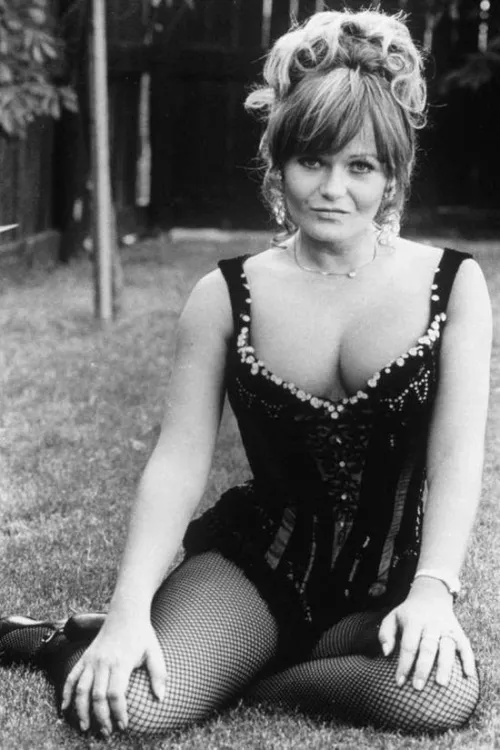 Valerie Perrine(1970s)