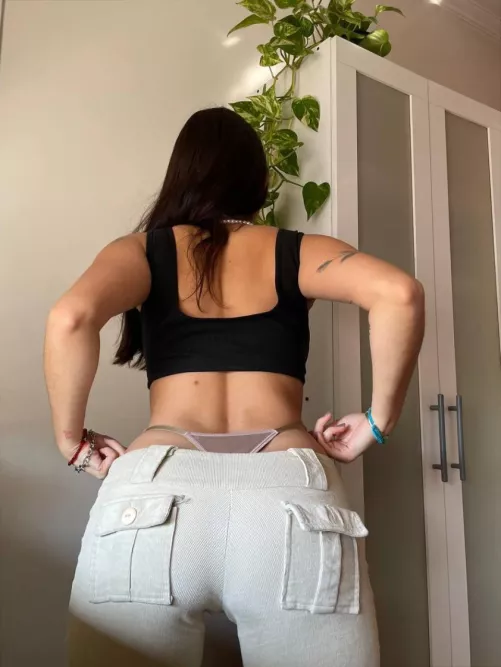 do my ass look delicious