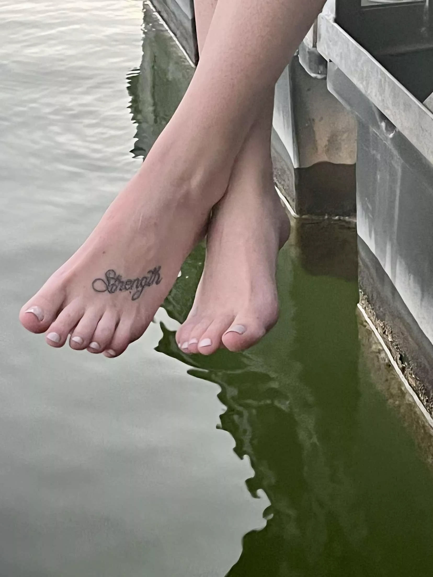 my feet aren’t the only things that swing ;)