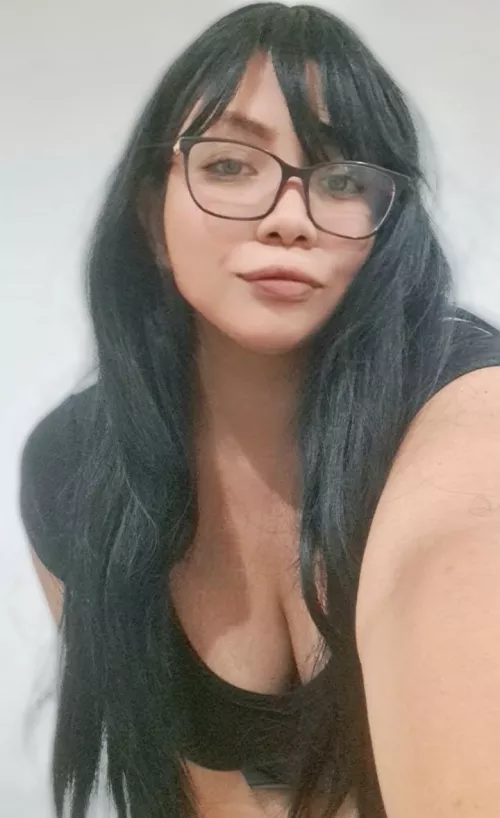 Ready to start the day (F)