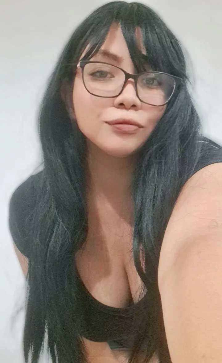 Ready to start the day (F)