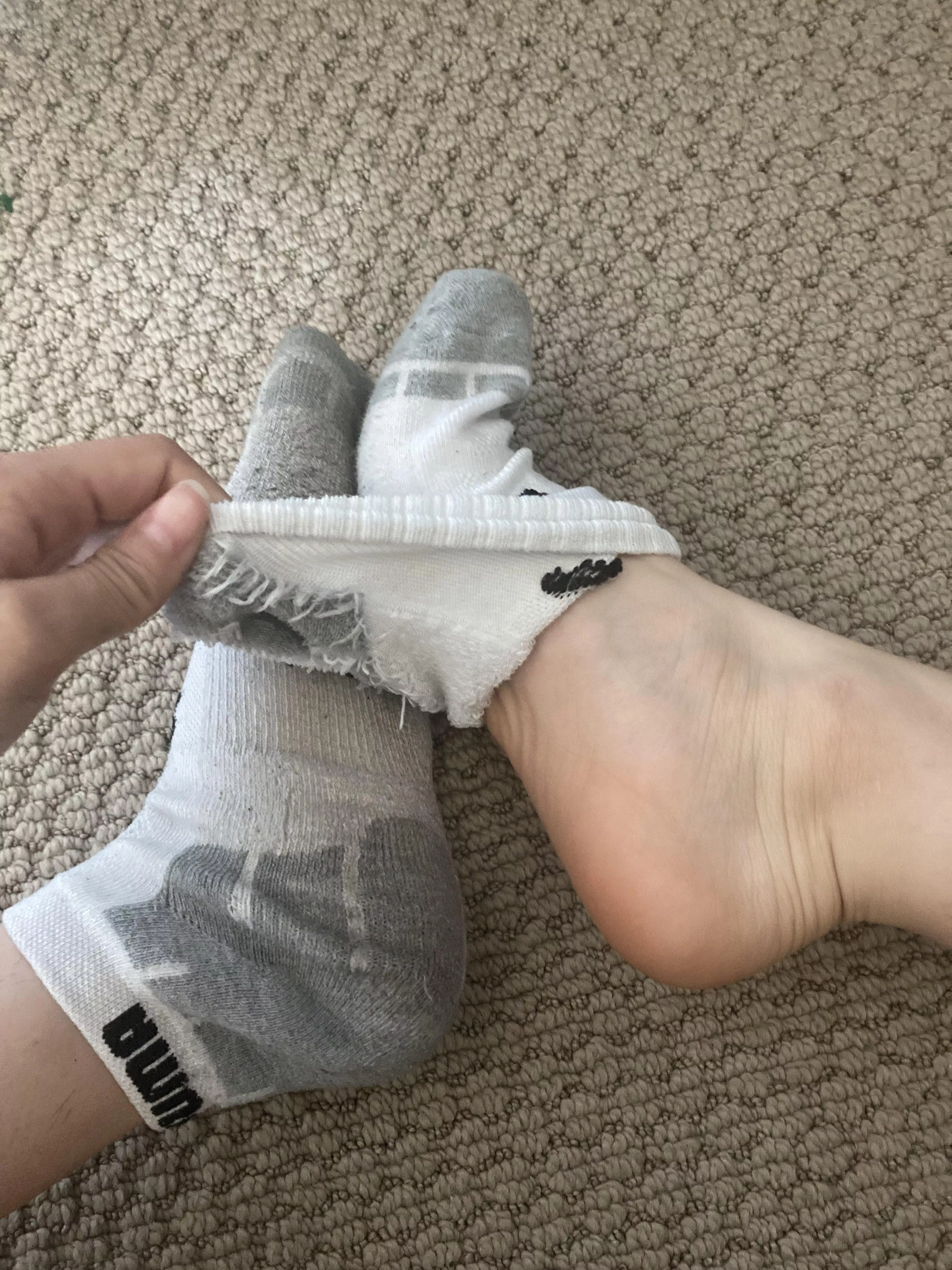 [selling] Its spooky time! BOGO sale on preworns until Friday the 13th~Includs pantys/socks/bras/sets