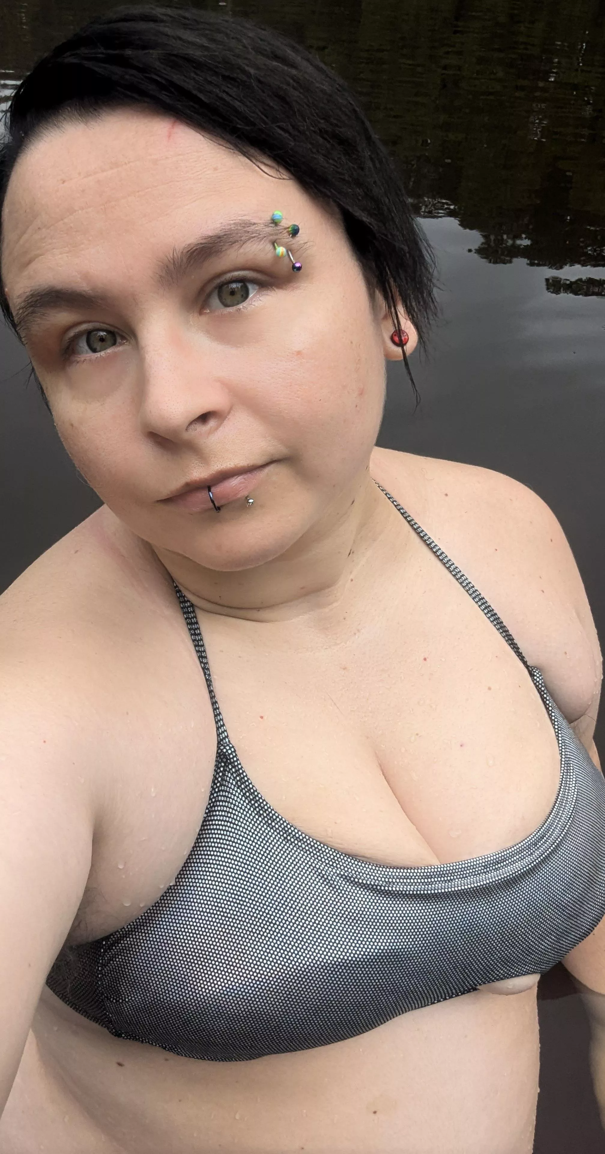 Are piercings ok on a gf?