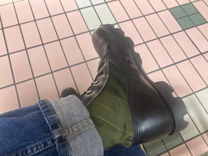 Better Run Through The Jungle (Boots)