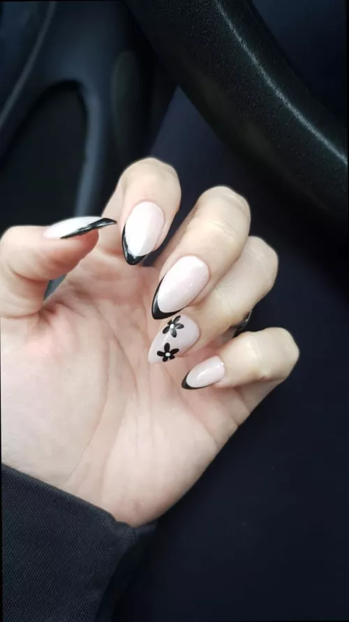 Do u like long nails?