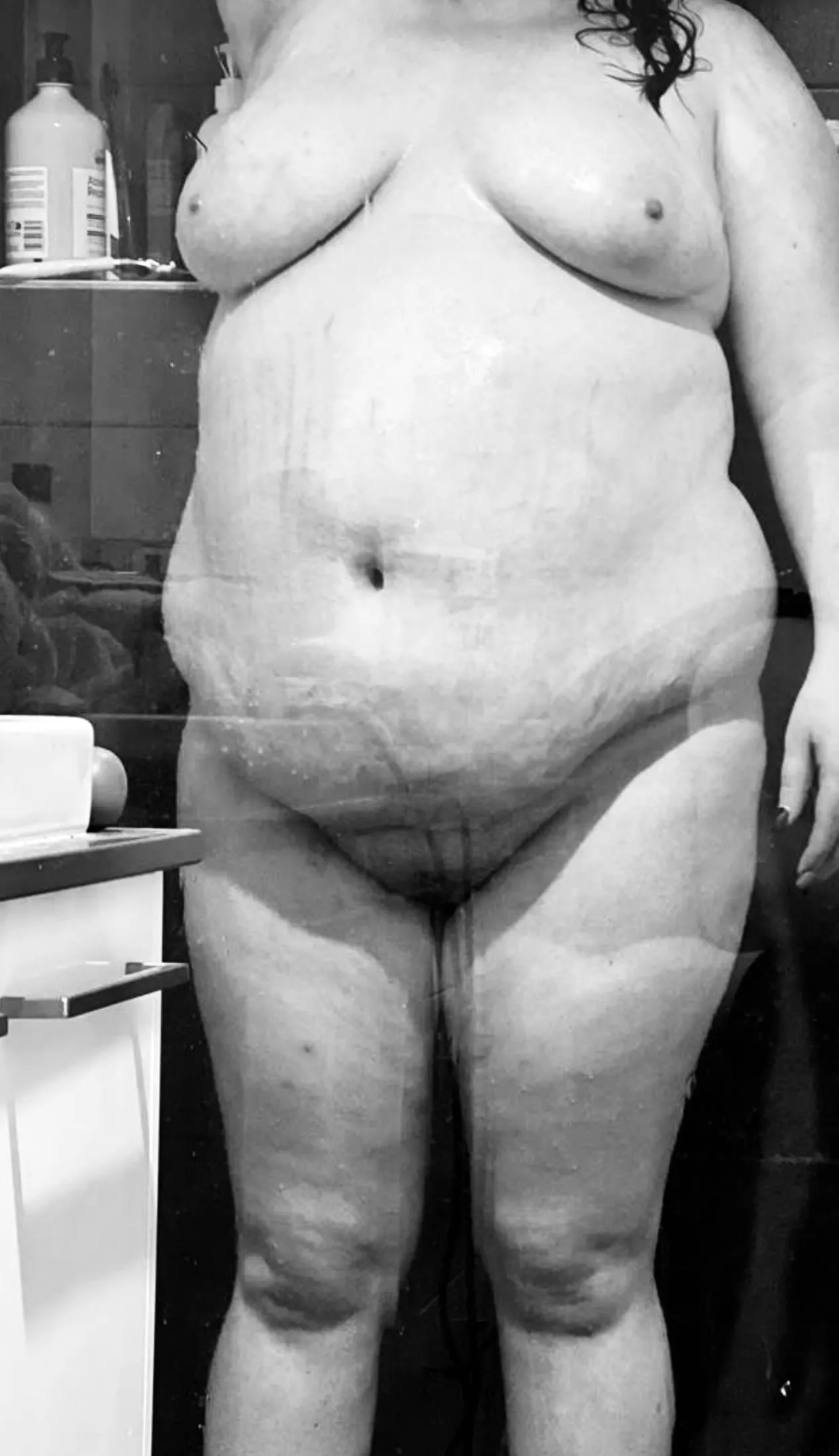 Full Monty Monday, getting wet and wild 😜 🤭 (FM)