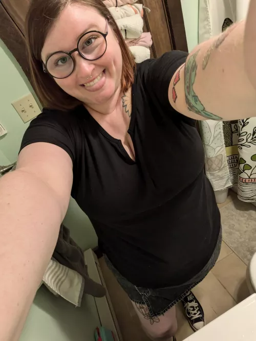 Happy Monday 😭🖤