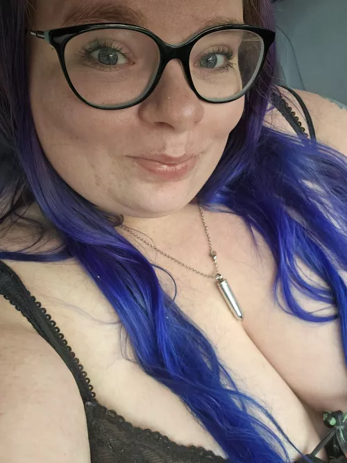 It's a beautiful goth day