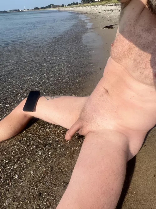 Love being naked at the beach 