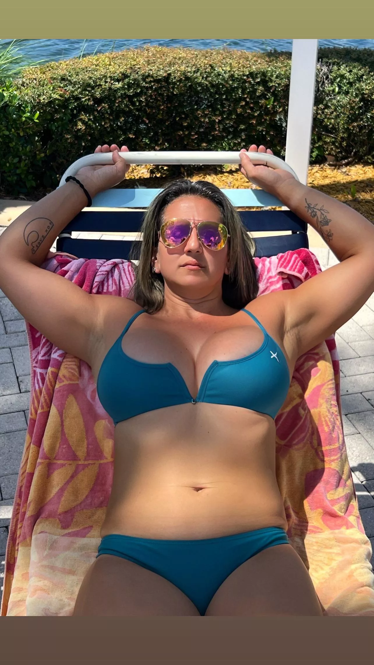 Relax and catch some sun with me @sfloridasexytink56