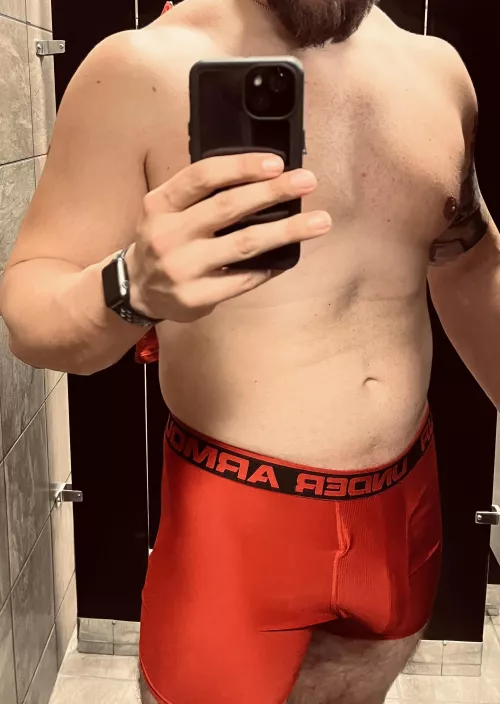 Think anyone in the gym noticed my outline 