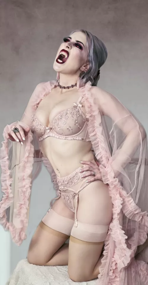 Vampires wear pink, too! (Self)