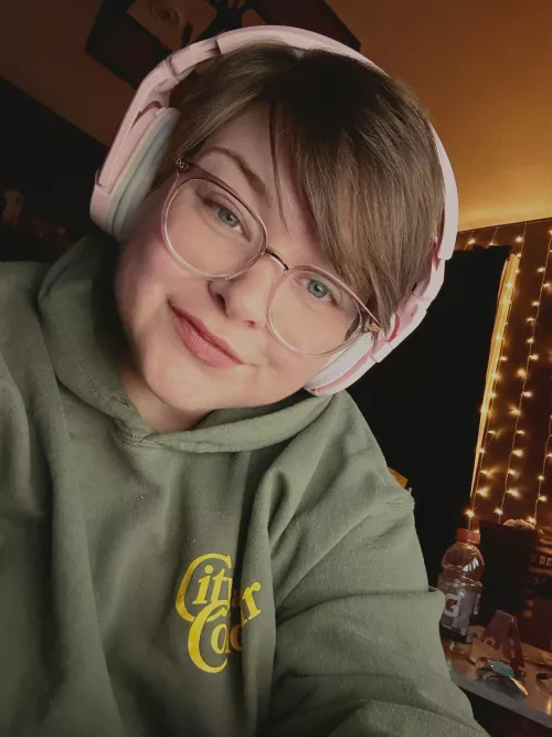 Would you hop on a game with me?