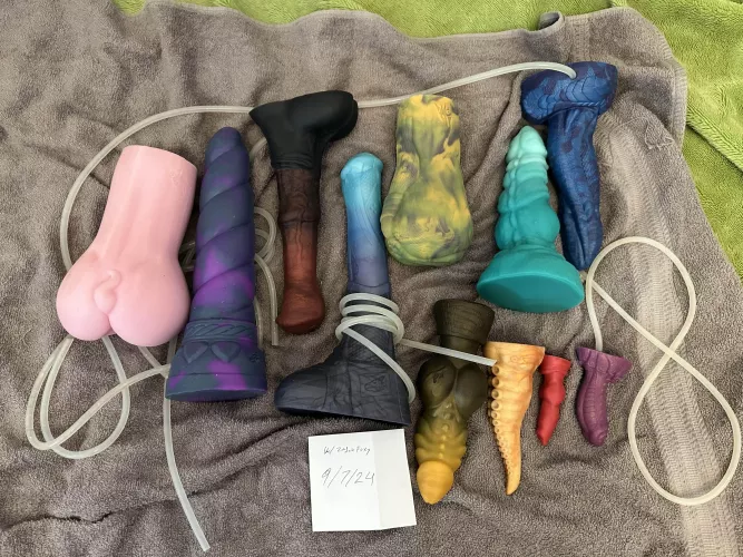 [WTS](USA) bad dragon dildos, chance, nova, orochi, ect, and masturbators