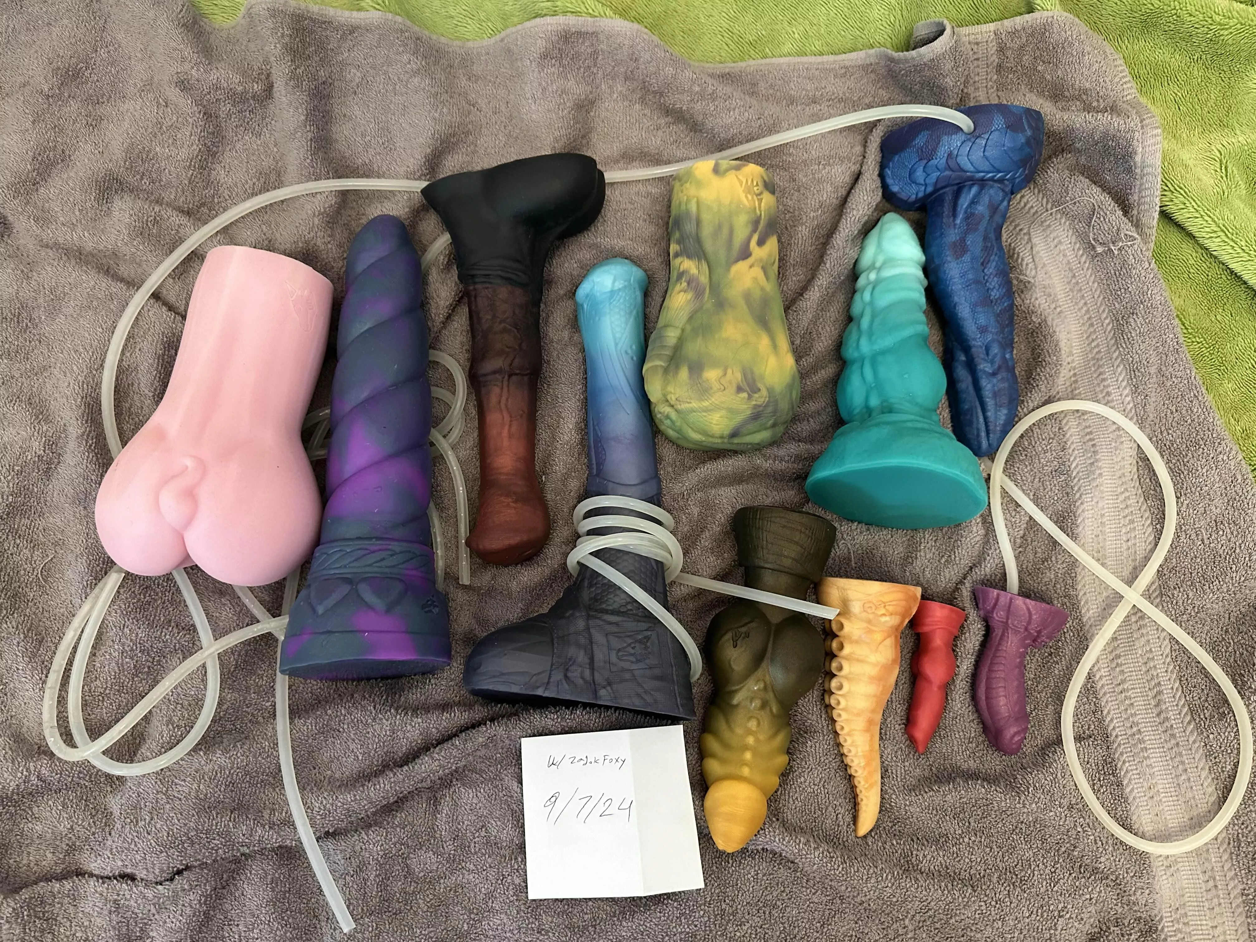 [WTS](USA) bad dragon dildos, chance, nova, orochi, ect, and masturbators