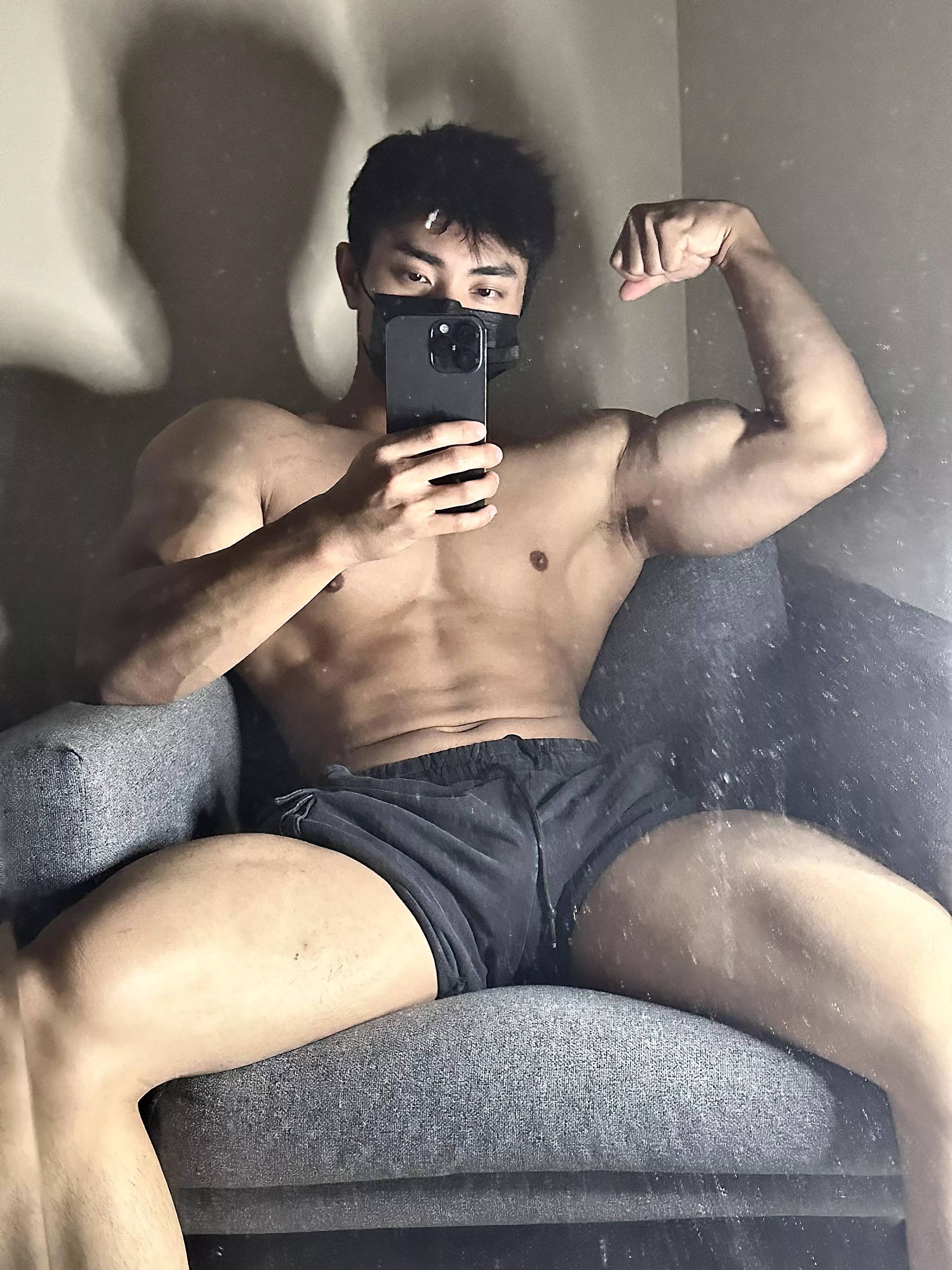 [19] down ur throat or on ur face? 