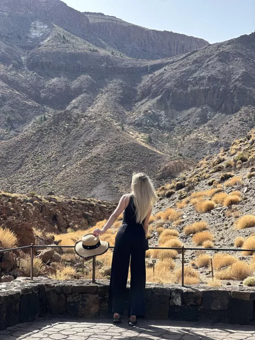 Classy, sophisticated, and utterly captivating