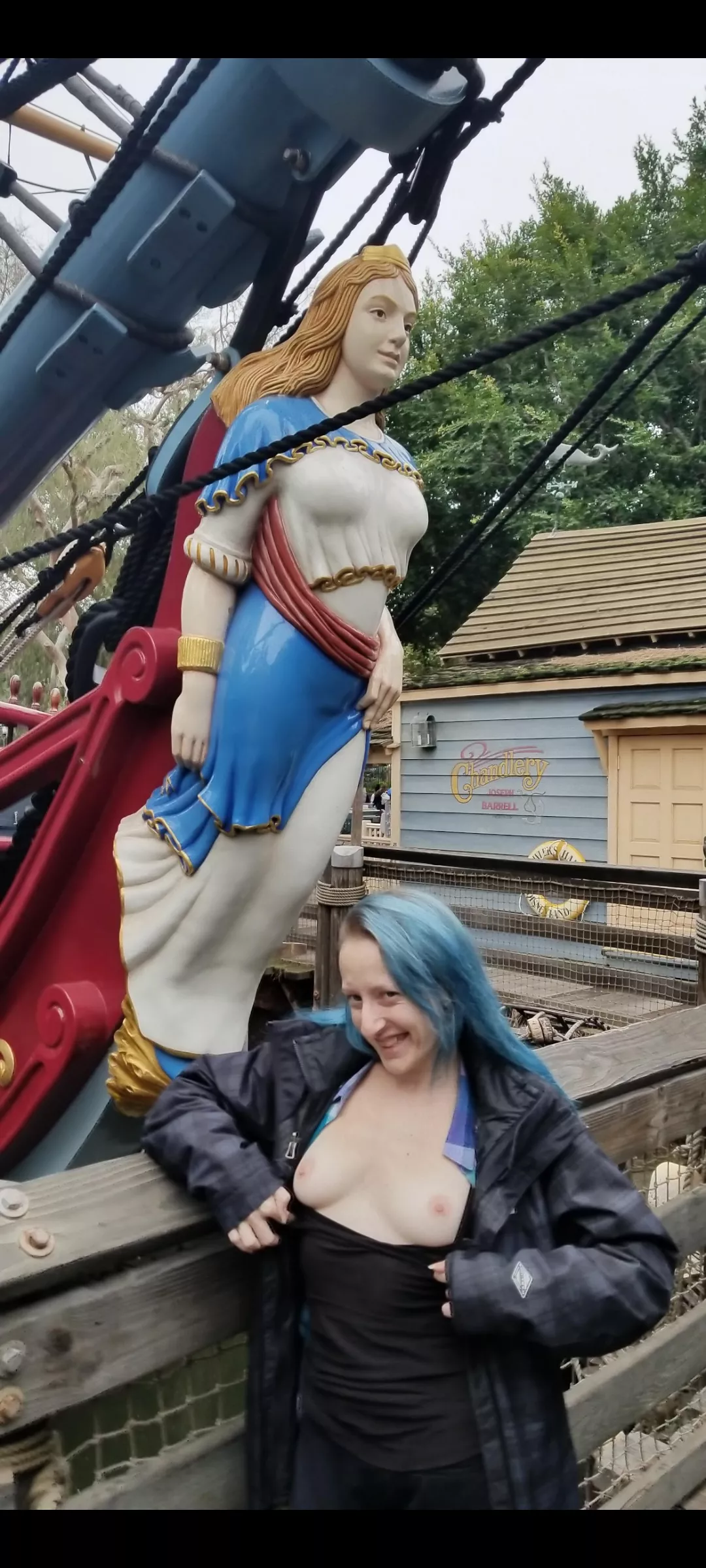Disneyland titties 