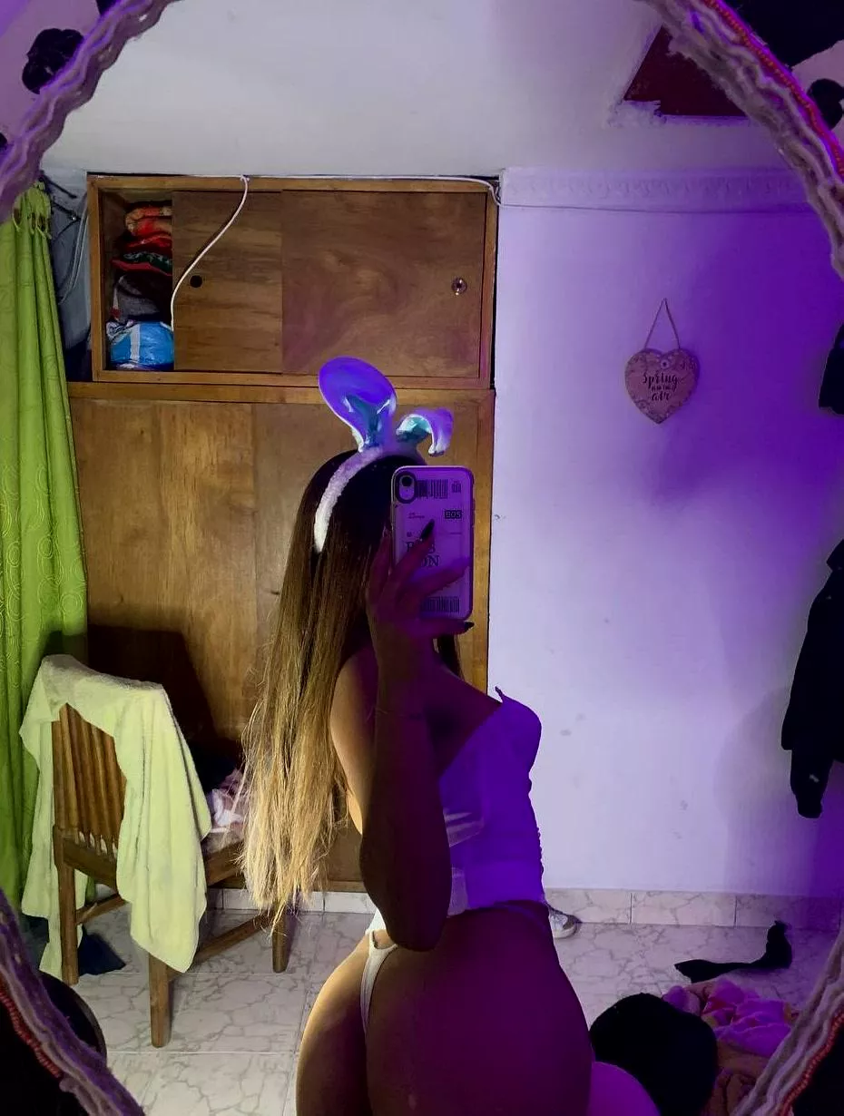 I am taking a mirror selfie, but making it mischievous 😈