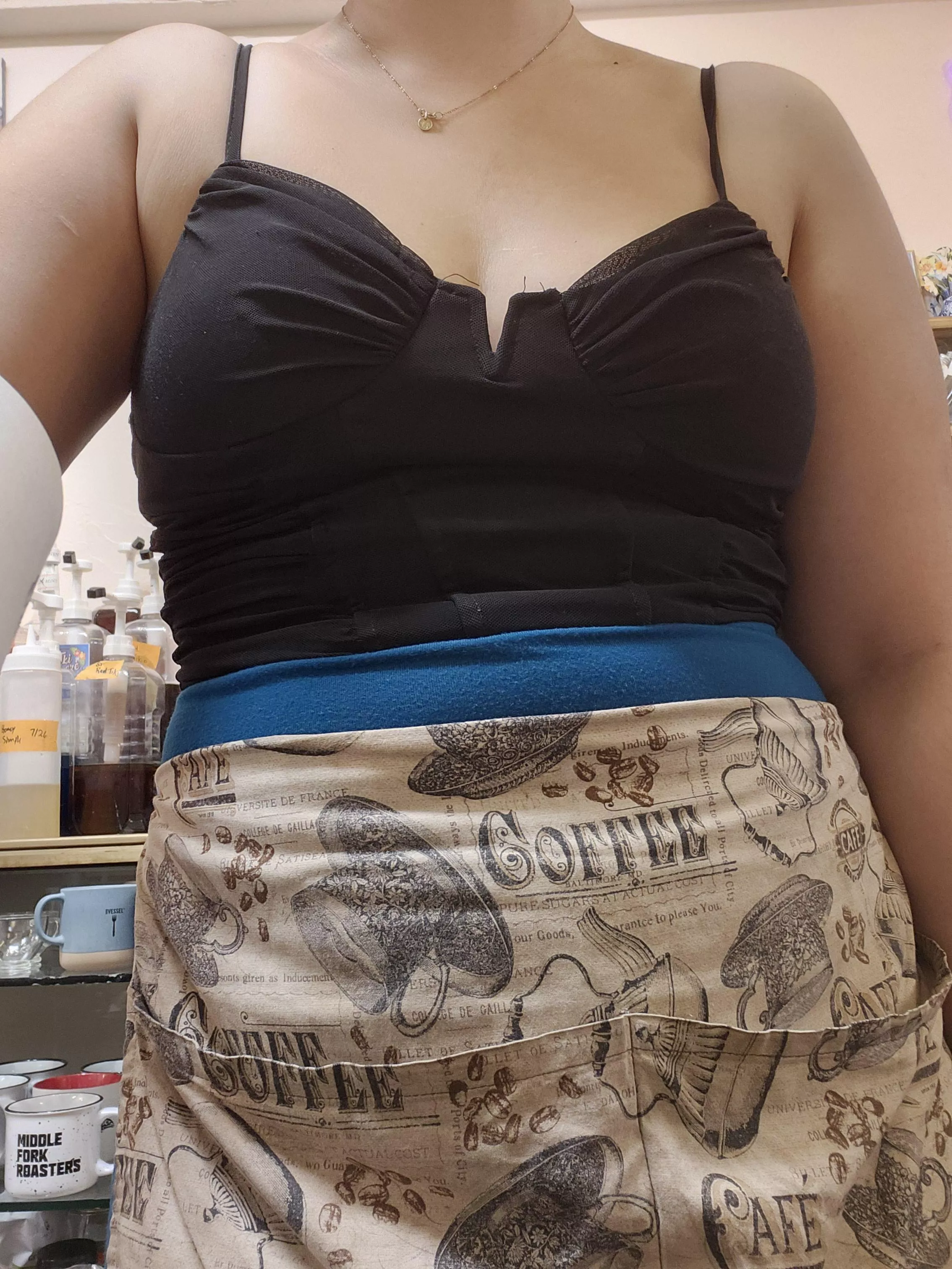 It would be just so, so easy to sneak you a peek [f]