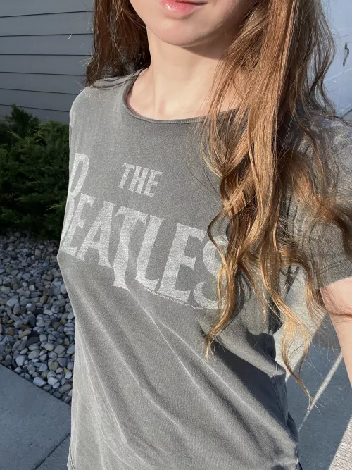 No bra in the morning sun