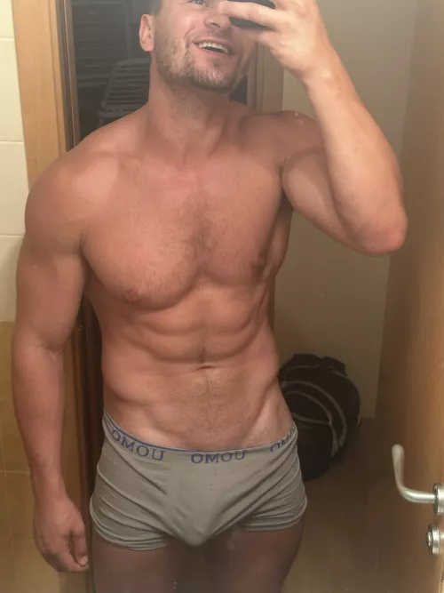 Can you help me a little? It's very tight down here.
