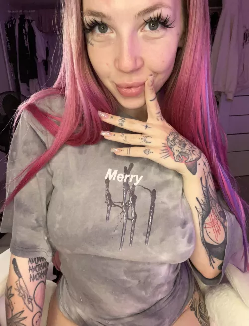 Dad got my T-shirt dirty, I should probably take it off