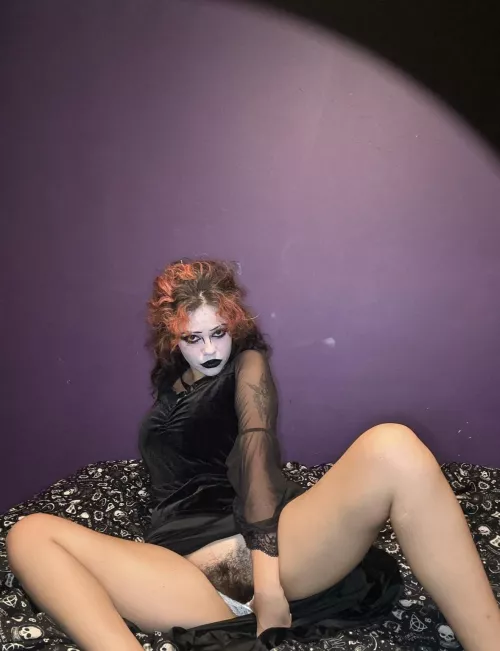 Goth Girls Hairy Pussy